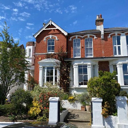 ヘイスティングス Anne'S House Bed & Breakfast エクステリア 写真