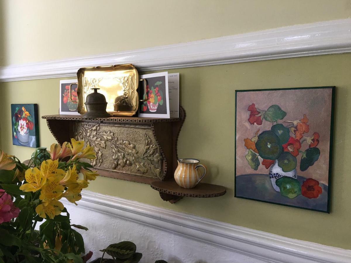 ヘイスティングス Anne'S House Bed & Breakfast エクステリア 写真