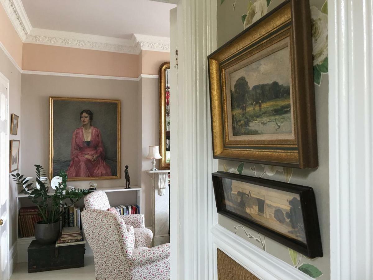 ヘイスティングス Anne'S House Bed & Breakfast エクステリア 写真